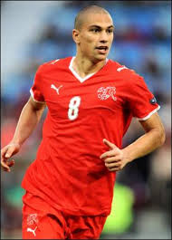 Gökhan Inler (Svizzera).