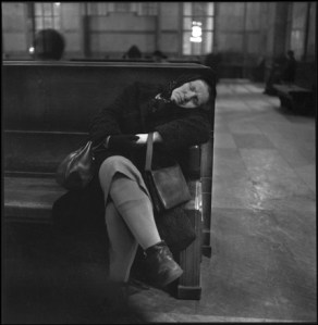 Ugo Mulas - Milano, Stazione Centrale 1953.