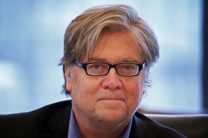 Senior Counselor e Chief Strategist del presidente degli Stati Uniti Donald Trump. Direttore esecutivo di Breitbart News, un sito di opinioni, notizie e commenti di estrema destra.